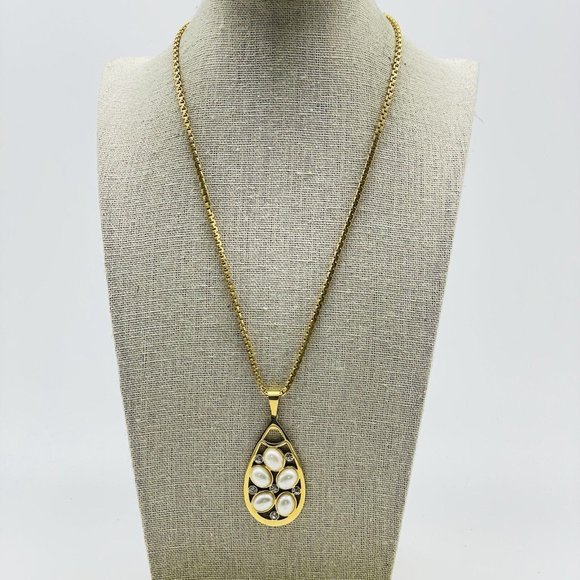 Faux Pearl Teardrop Charm Necklace Gold Tone Rhinestones Nature Garden Trees - Picture 5 of 7
